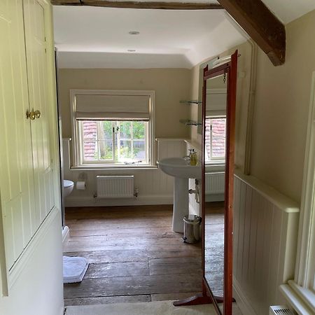Bartley Mill Farmhouse Wadhurst Bagian luar foto