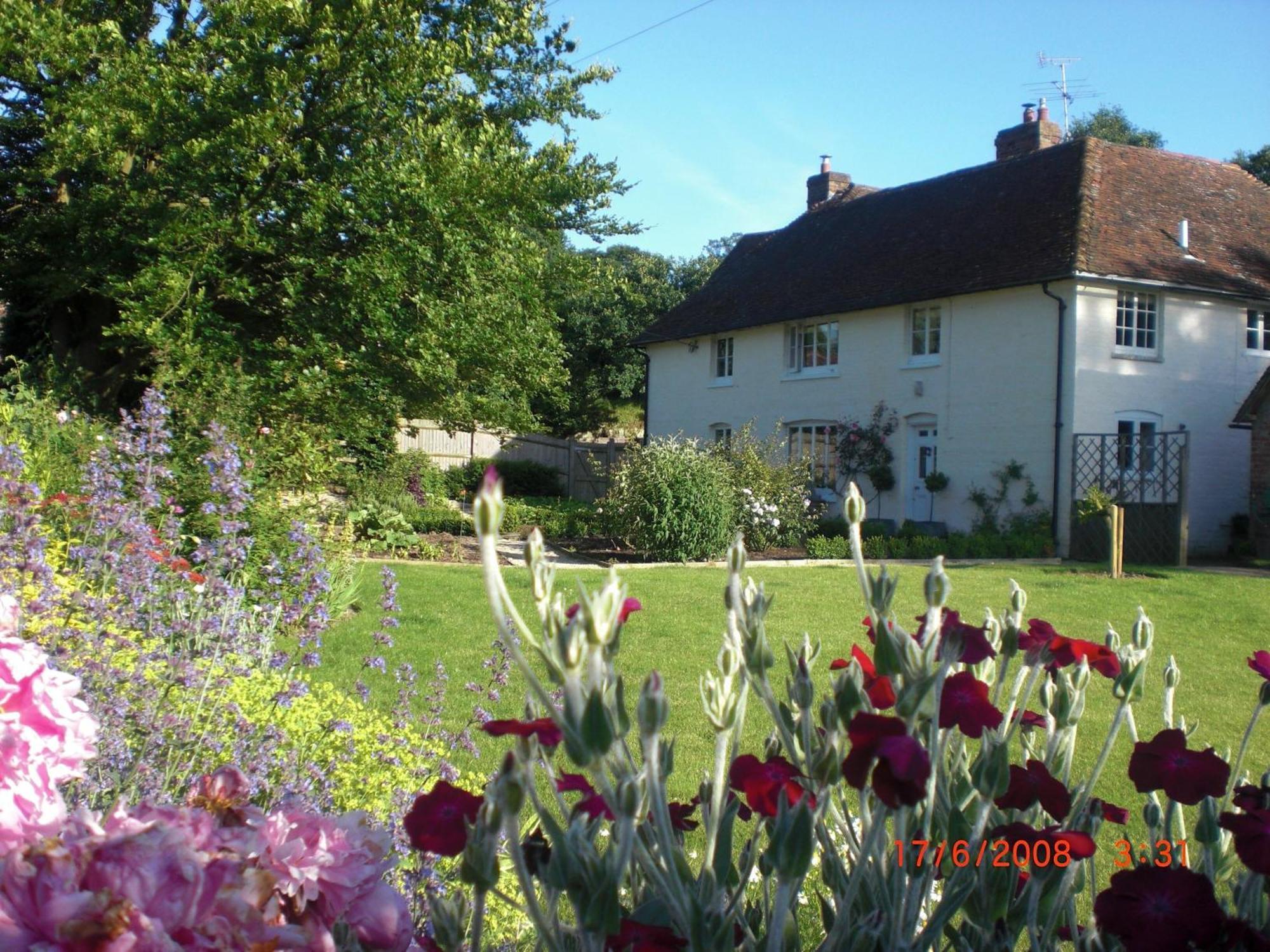 Bartley Mill Farmhouse Wadhurst Bagian luar foto